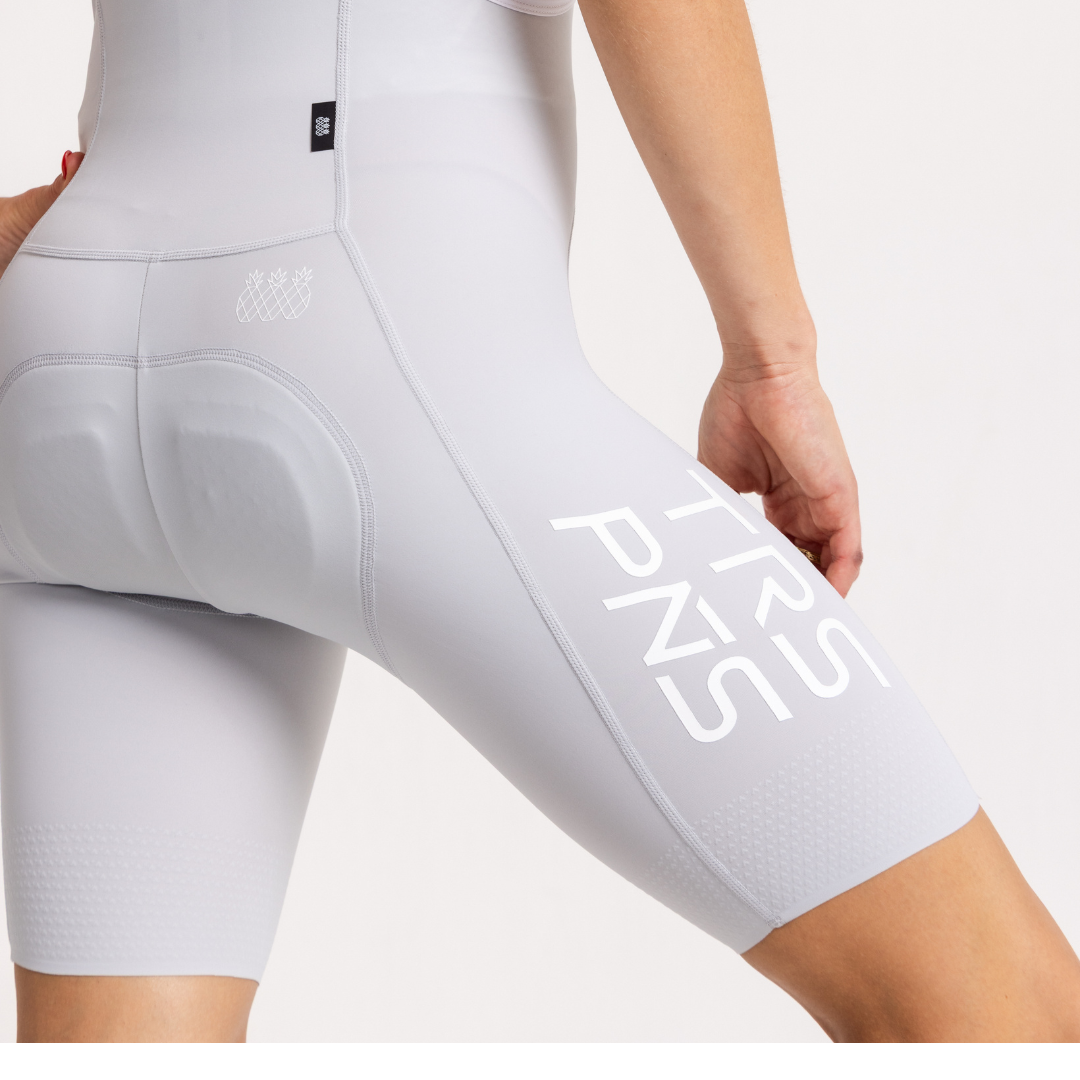 Seamless Bibs | Cloud