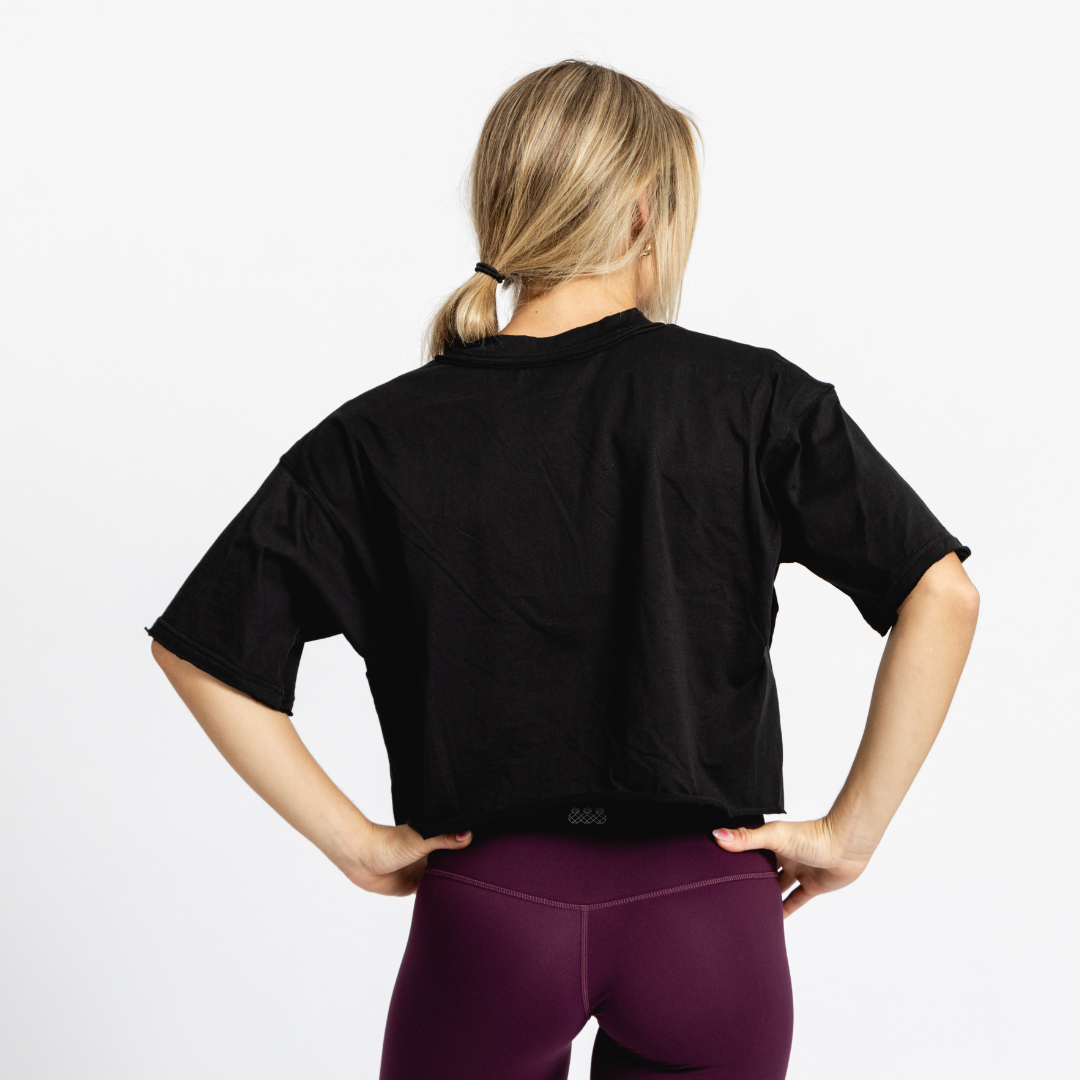 With Ease Crop Tee| Black