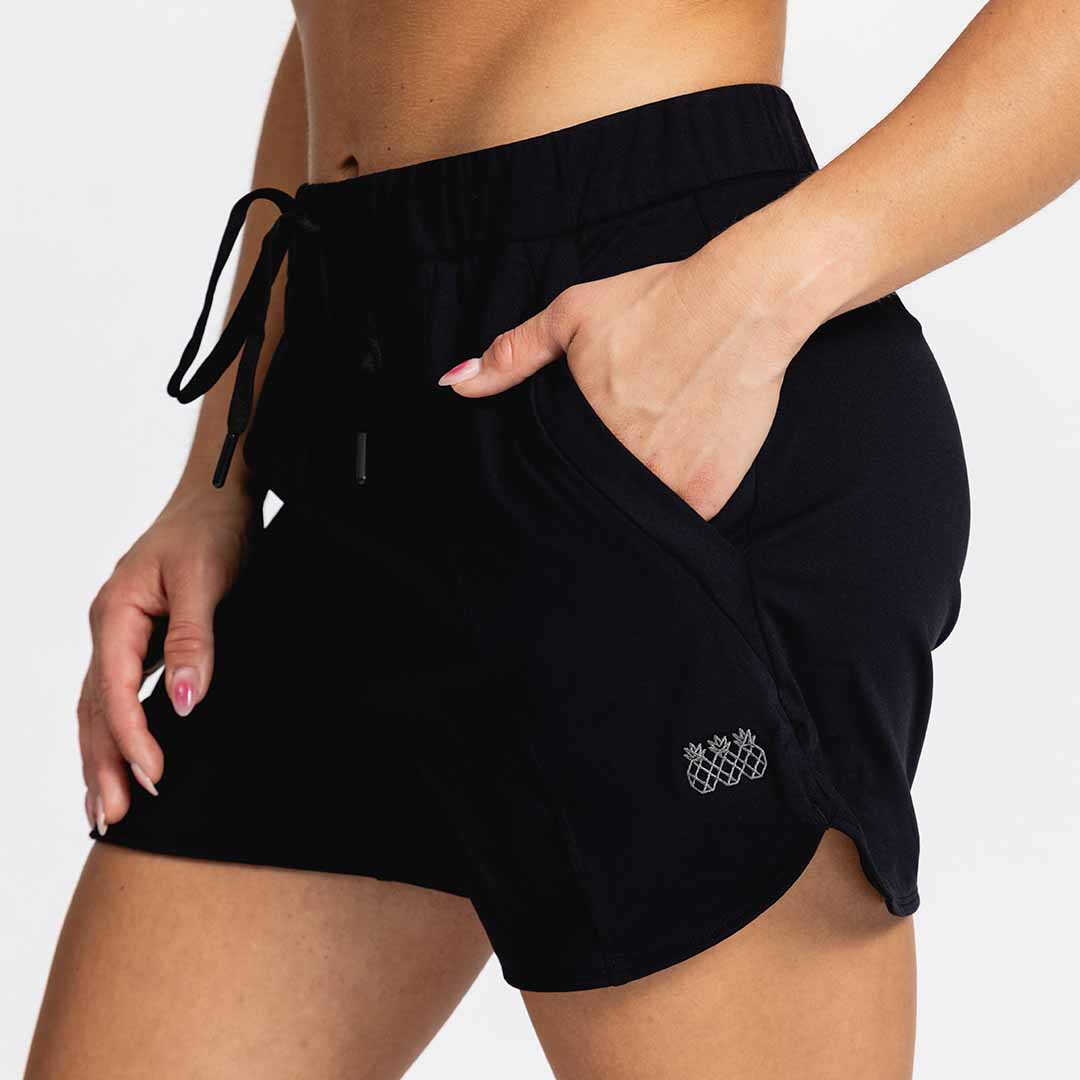 Women's Adapt Short | Black